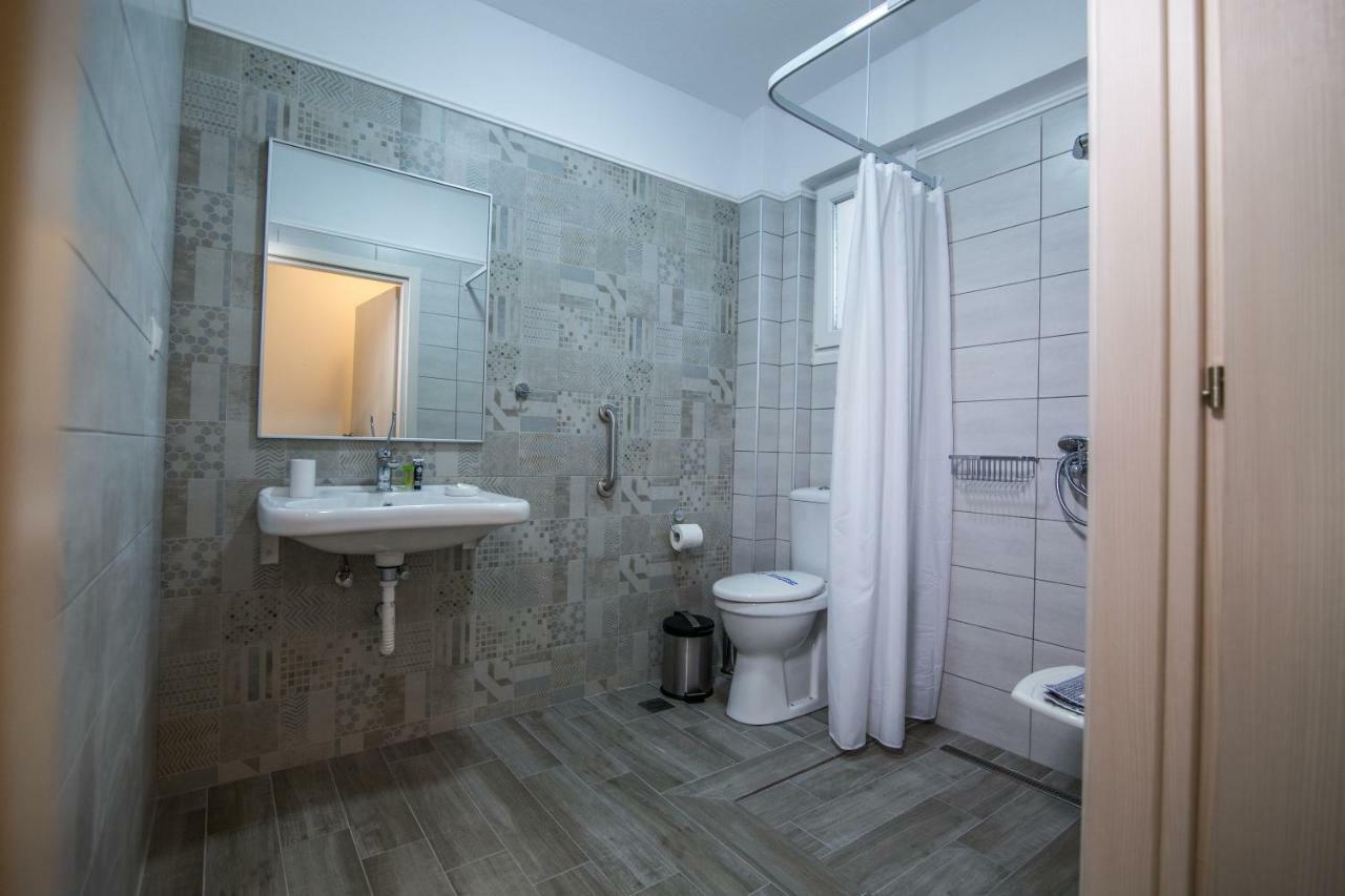 The Papoutsakis Apartments Никити Экстерьер фото