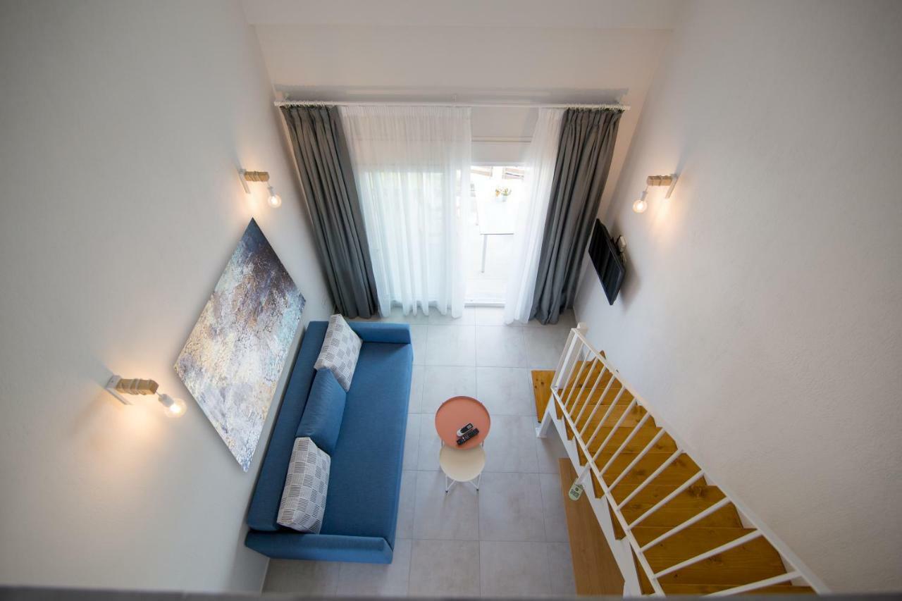 The Papoutsakis Apartments Никити Экстерьер фото